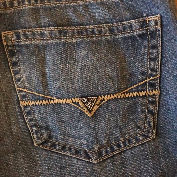 Men’s Guess Jeans - Picture 3 of 5